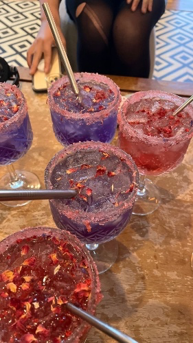 Cocktail night with friends ❤️