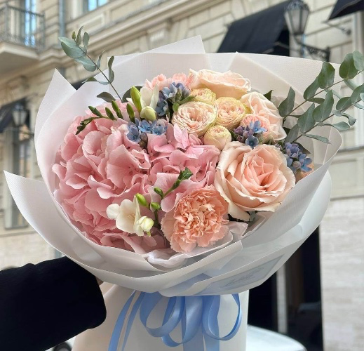 BOUQUET №089 – Florist Julien | Flower Delivery | Luxury bouquets