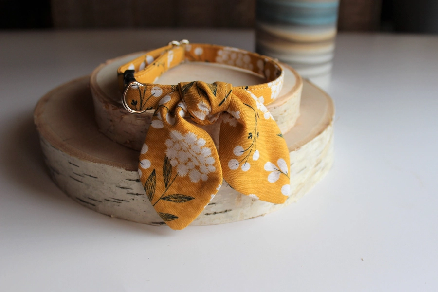 Cat Collar, Cat Collar with Bunny Ear Bowtie, Breakaway Cat Collar, Yellow Cat Collar, Floral Cat Collar, Custom Pet Collar, Cat, Small Dog