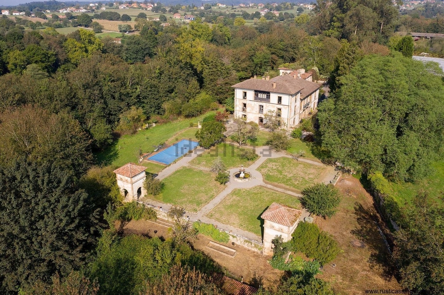 Palacio en venta en Parroquias Norte, Siero — idealista