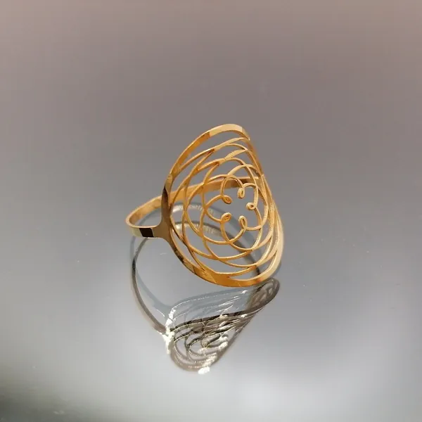 Rose of Venus Ring | Artemis Design Jewelry