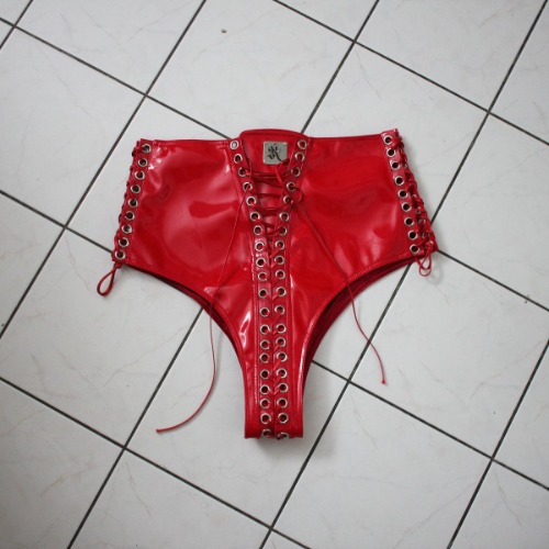 Kultchen | Infinity Lace Up Hotpants