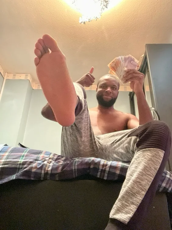 Own me pls Master 👑 (Level 2) 🧎‍♂️‍➡️(50)