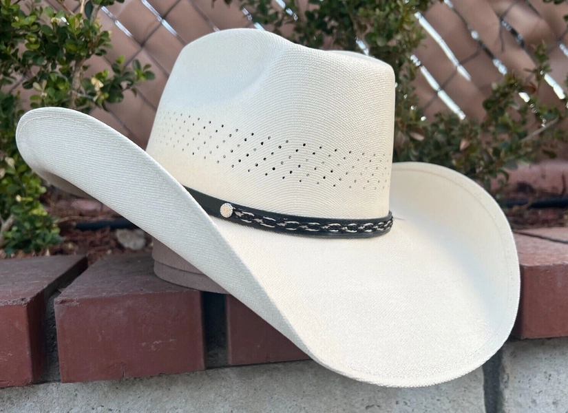 WESTERN COWBOY RODEO HAT. 