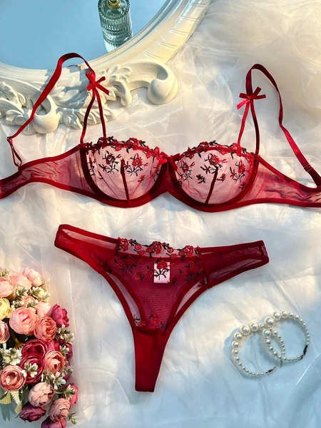 2pcs/Set Pink Romantic Cute Sexy Lingerie Set