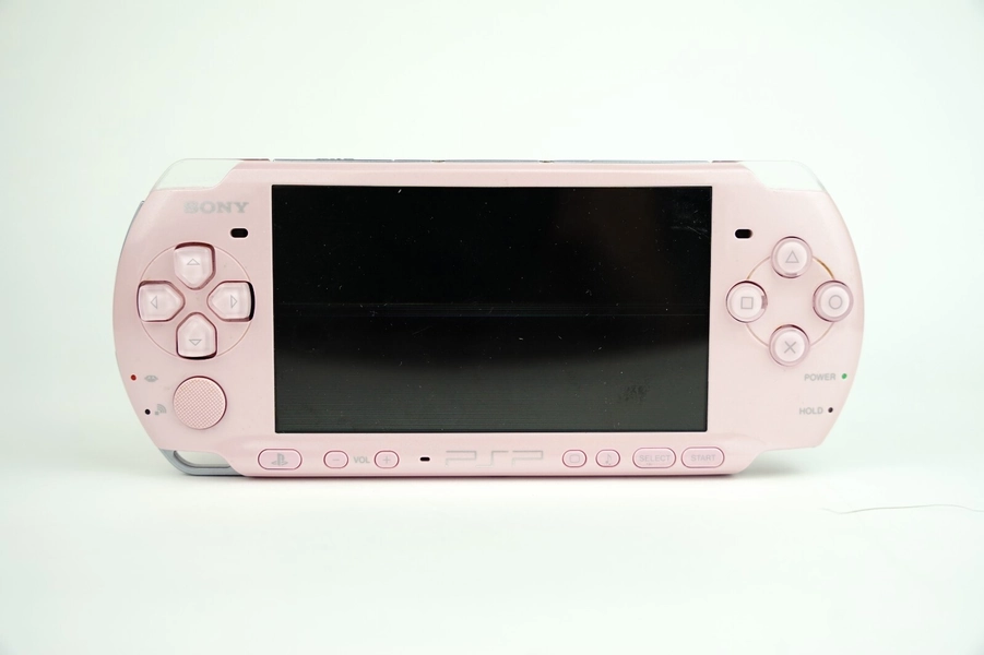 Sony PlayStation PSP 1000/2000/3000 Console with Charger/New Battery Region Free