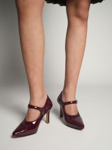 Theater Women Monroe Burgundy Stilettos