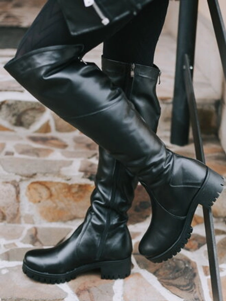Leather over-the-knee boots with platform (41)