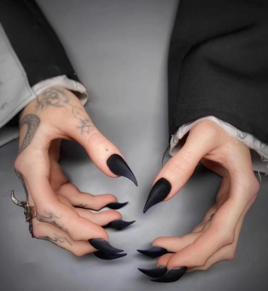 Halloween Short Medium Handmade Claw Nails Sharp Press on Nails - TikTok Shop