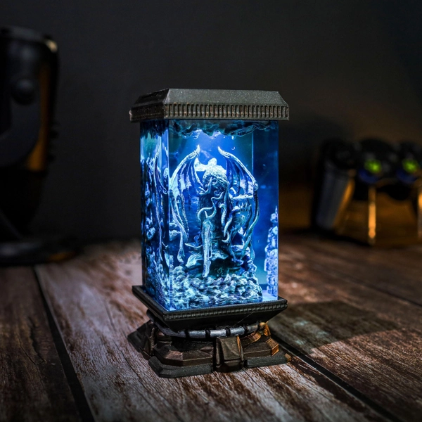 Cthulhu Resin Lamp, Cthulhu Art Resin Wood Night Light Desk Decor Personalized Night Light Cthulhu miniature gift for him Gaming Gifts