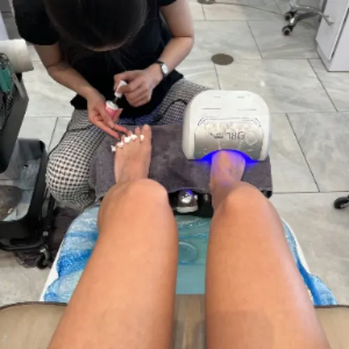Mani Pedi