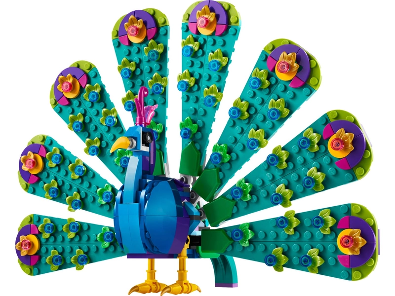 Exotic Peacock 31157 | Creator 3-in-1 | Buy online at the Official LEGO® Shop US 