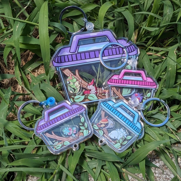 Bug Type Terrarium - Customize - Openable Shaker Charm - Acrylic Keychain - Nature Lover - Trainer