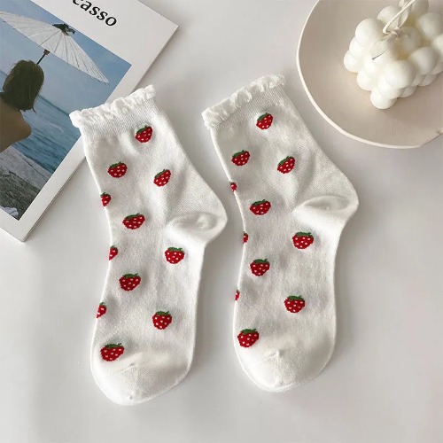 Cotton Cartoon Heart Flower Print Socks - style-2 / One Size