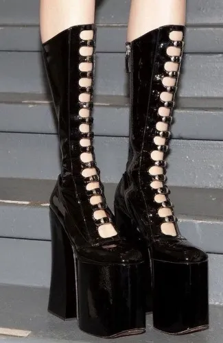 ♥️ shiny high boots ♥️