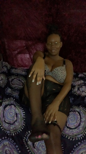 Pay for Soraya’s Attention 