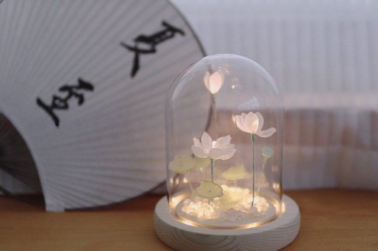 LED Lotus Night Light - White