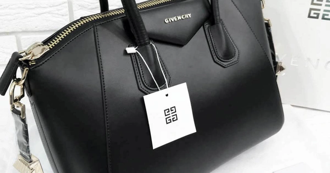 Сумка Givenchy Antigona гладка шкіра