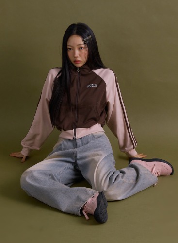 Cozy Embroidered Zip-Up Sweatshirt IF511 | Brown / S/M