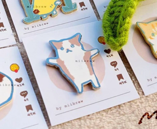 Happy Happy Happy cat 1.25 inch Enamel pin