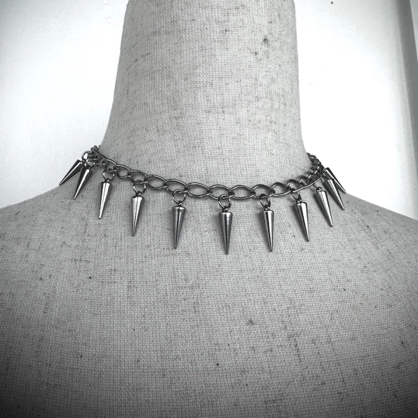 Spike Choker - Etsy