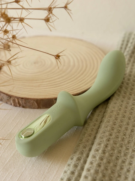 Compact & Ergonomic Vibrating G-Spot Dildo