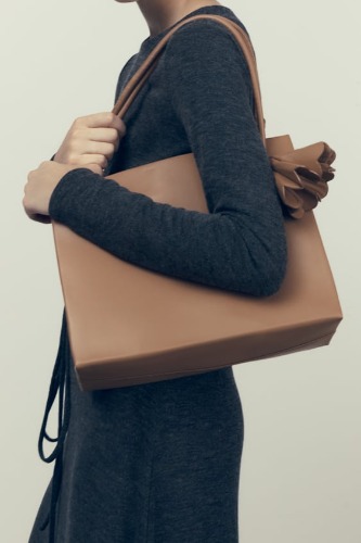 EMBELLISHED TOTE BAG