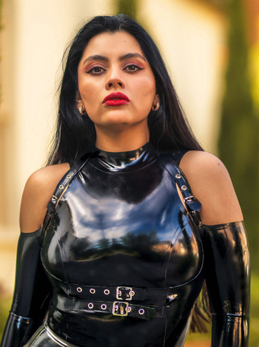 Catalyst Latex : Underbust Buckle Harness