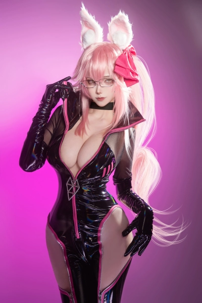 FGO Tamamo-no-Mae Cosplay Costume Jumpsuit with Tail Gloves