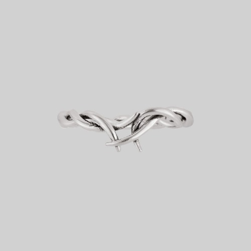 ABANDON. Intertwined Roots Ring - Silver | Silver / XSmall