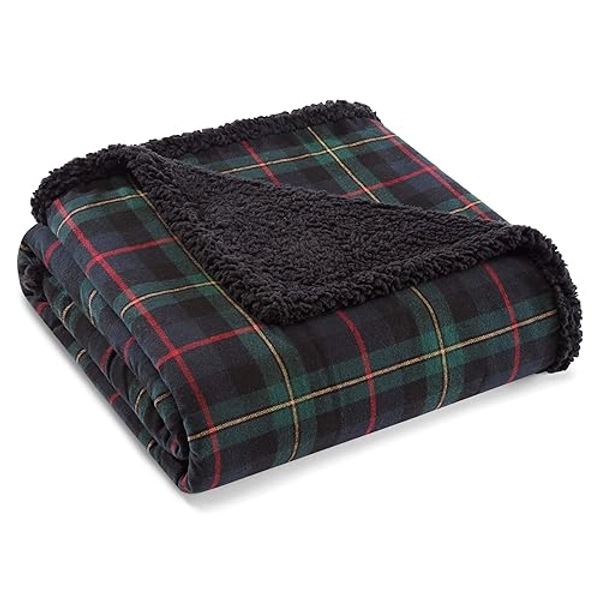 Eddie Bauer - Throw Blanket, Super Soft Reversible Cotton Flannel Sherpa Bedding, Ideal Christmas & White Elephant Gifts, Cozy Plaid Throw Blankets for Couch (Pine Tartan, Throw)
