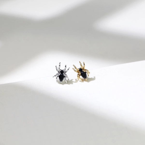 Silver Spider Black Spinel Black Onyx Earring Gold Plated Gemstone Push Pin Flat Back Delicate Cartilage Helix Conch Earlobe Labret Piercing