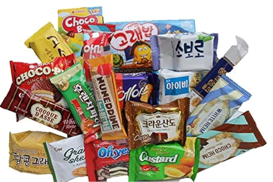 KOREAN PREMIUM SNACK BOX_Assorted Package Popular Deluxe Korean Brand Snacks and More! Perfect for GIFT | College Care Package | Gift Care Package (19 packs)
