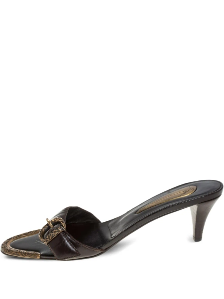 leather buckle sandals | 37