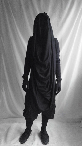 Dementian Top - Longsleeve top with a scarf hood