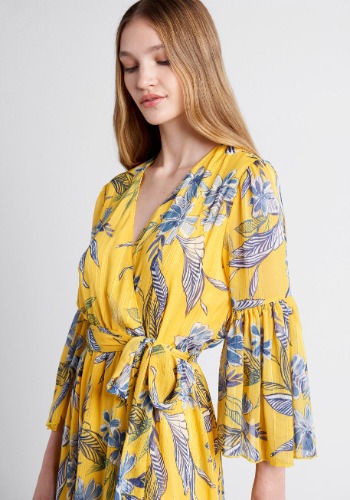 Flurry of Florals Midi Dress | Yellow / M