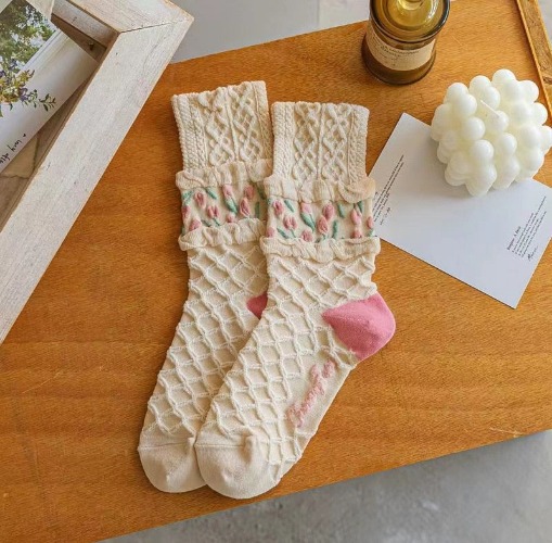 Cozy Kawaii Tulip Flower Cotton Socks - Cream / Pink Frill / One Size