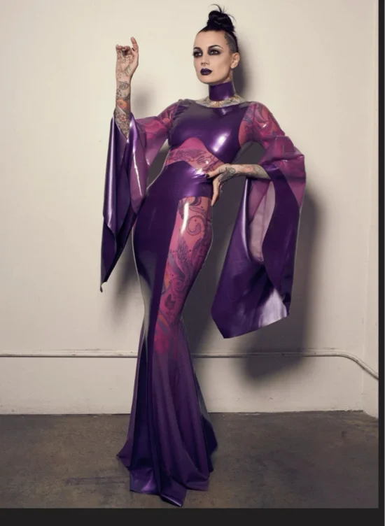 Monarch gown - Latex