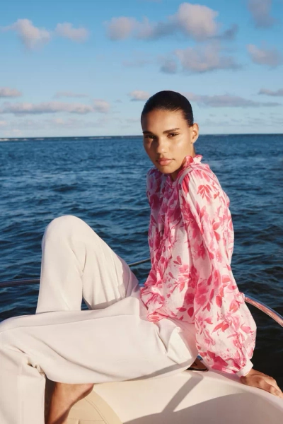 KNÖCHELHOSE MIT HOHEM BUND