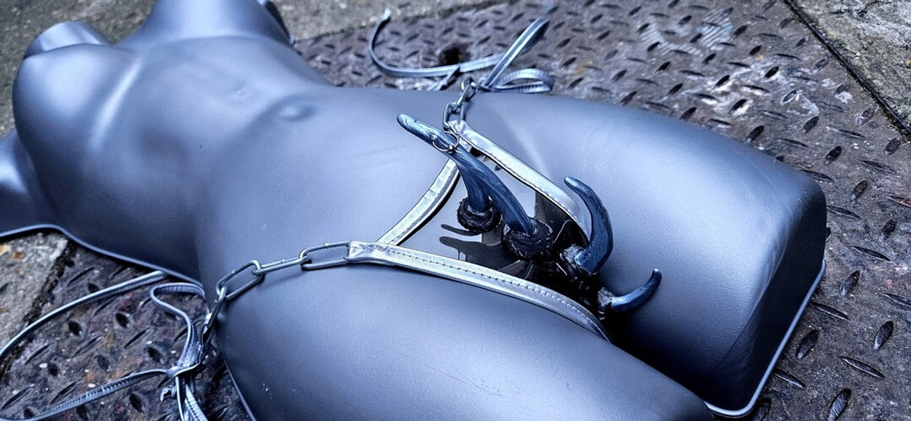 XXX Chaos Moth Paradoxx Thong - Etsy Sweden