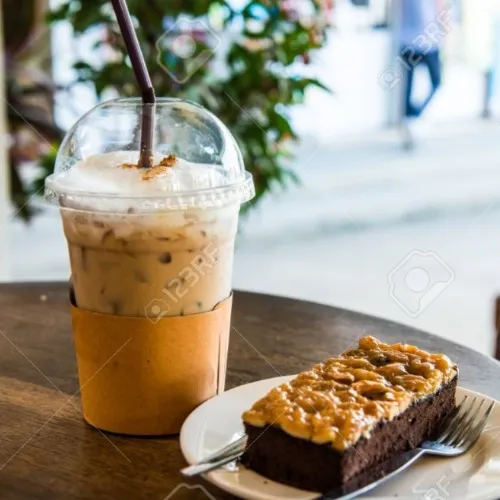 Ice coffee & cake