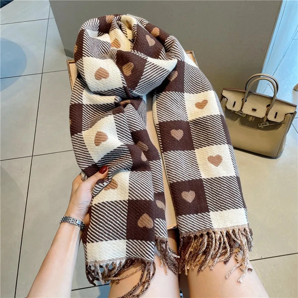 Knitted Heart-pattern Plaid Cozy Scarf in Neutral Brown