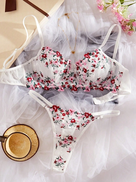 Women Sexy Embroidered Lingerie Set