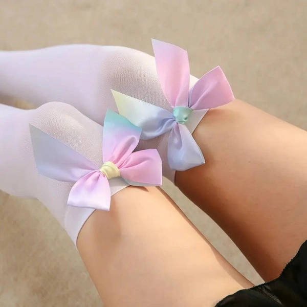 Kawaii Thigh Highs for Stylish Outfits and Elegant Looks