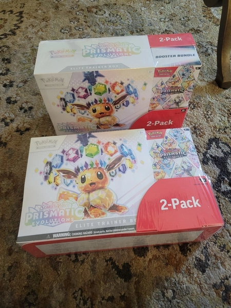 1 Pokémon Prismatic Evolutions Scarlet and Violet 2 Pack Elite Trainer Box