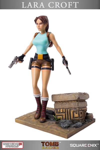 Lara Croft Tomb Raider I - Gaming Heads Statue