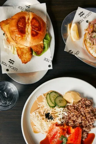 Brekkie/Lunch for Me, on you 