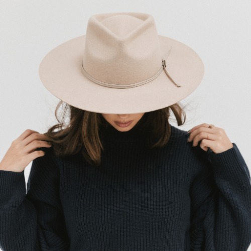 Emery Teardrop Fedora | Cream / XS 55