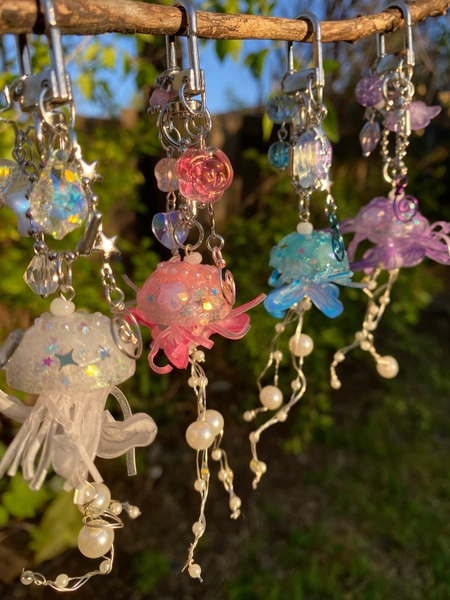 Jҽʅʅιҽ Kҽყƈԋαιɳʂ (Jellyfish Keychains for Bags,Purses,Wallets,Backpacks)