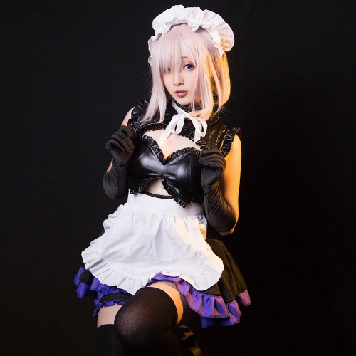 Mash Kyrielight Maid Cosplay